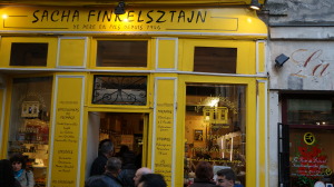 Fikelstein is the yellow boutique in Rue des Rosiers