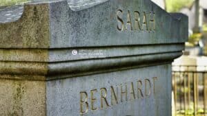 COPYRIGHT Sarah Bernard Grave at pere lachaise