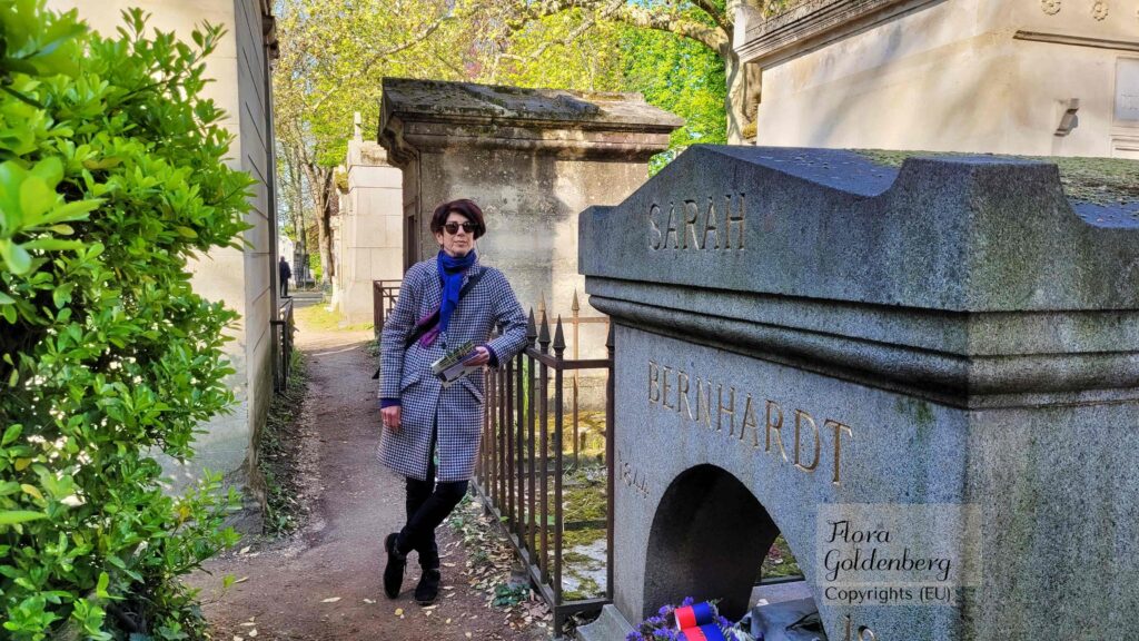Sarah Bernhardt tomb in Pere Lachaise