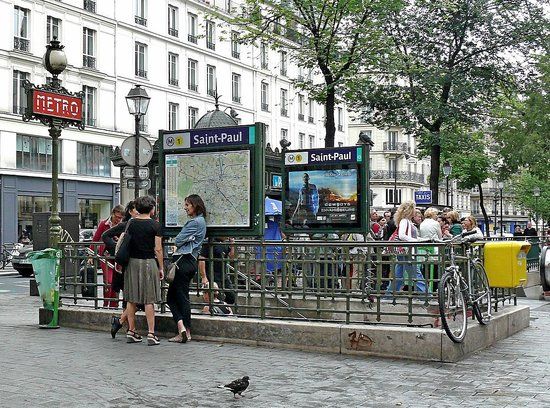 saint paul metro paris - Jewish Tours Paris